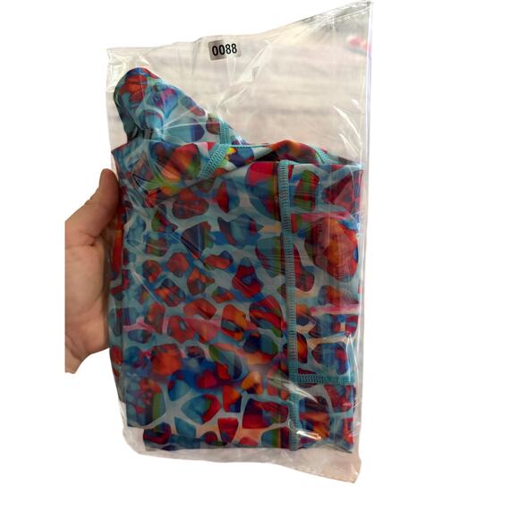 Constantly Varied Gear CVG EUC booty shorts sz S colorful biker fitted blue red - Picture 7 of 7